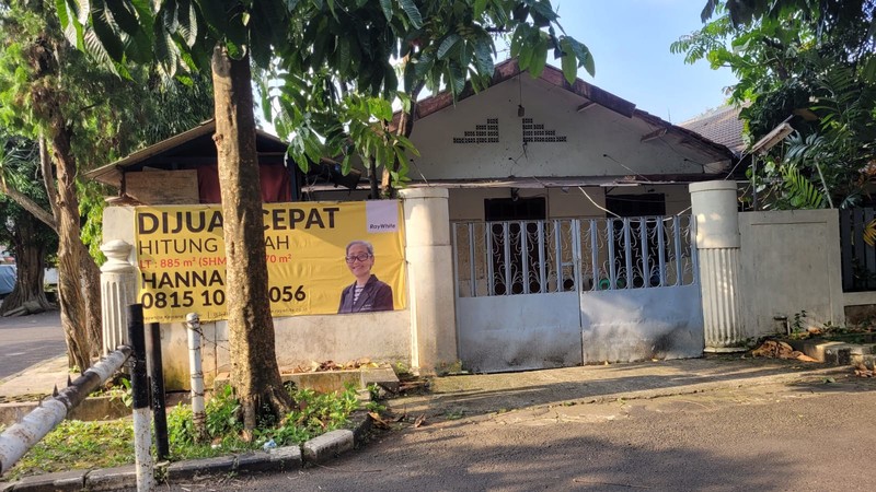 Rumah Hitung Tanah Dalam Komplek Pertanian Jati Padang
