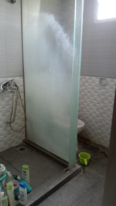 DI JUAL RUMAH SURABAYA TIMUR 2 LANTAI FULL FURNISH SIAP HUNI