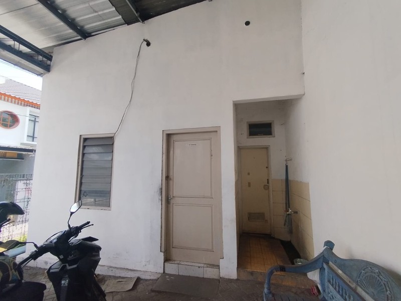 Disewakan Gudang Strategis Jl. Kabupaten, Trihanggo Akses Truk Double & Listrik 11.000 Watt