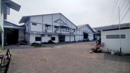 Dijual gudang 2 lantai 0 jalan raya cerme gresik