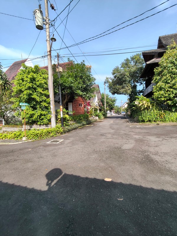 Rumah 2 Lantai Strategis di Dalam Perumahan Hanya 5 Menit ke Sleman City Hall, Sariharjo, Ngaglik, Sleman