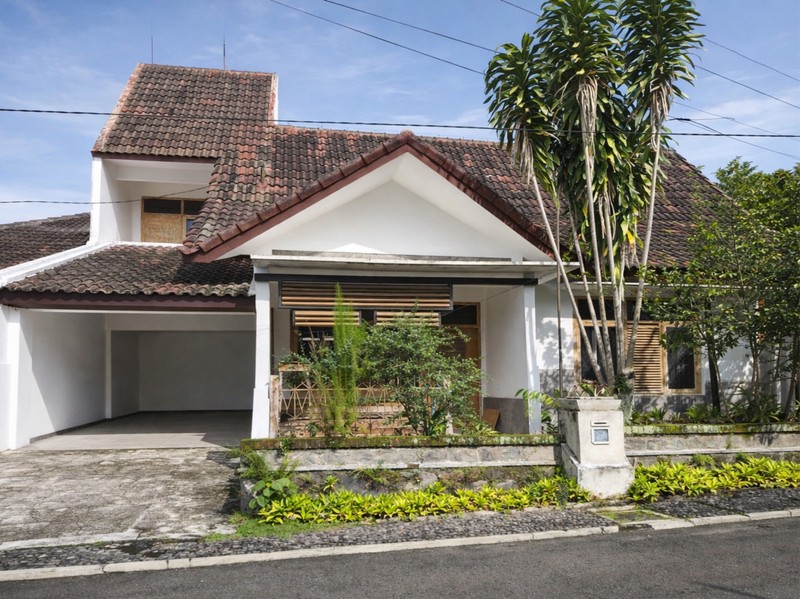 Rumah 2 Lantai Strategis di Dalam Perumahan Hanya 5 Menit ke Sleman City Hall, Sariharjo, Ngaglik, Sleman