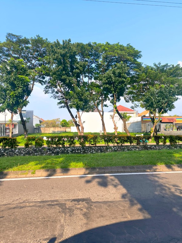 DIJUAL/SEWAKAN LAHAN KOMERSIL 32X35 JALAN RAYA UTAMA KEMBAR CITRALAND SURABAYA