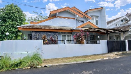 Rumah Hoek Siap Huni dengan Hunian Nyaman dan Asri di @Bintaro