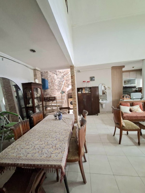 Rumah Hoek Siap Huni dengan Hunian Nyaman dan Asri di @Bintaro