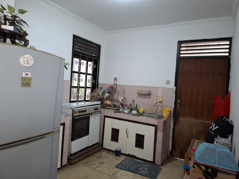 Dijual Rumah Strategis di Pondok Gede - Jl Raya Housing Blok M No 5, Lokasi Nyaman & Akses Mudah ke Jakarta