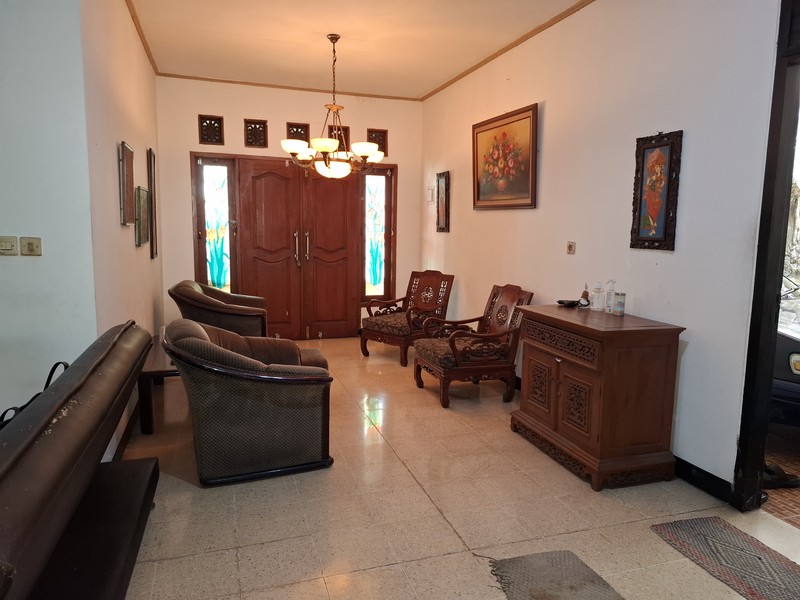 Dijual Rumah Strategis di Pondok Gede - Jl Raya Housing Blok M No 5, Lokasi Nyaman & Akses Mudah ke Jakarta