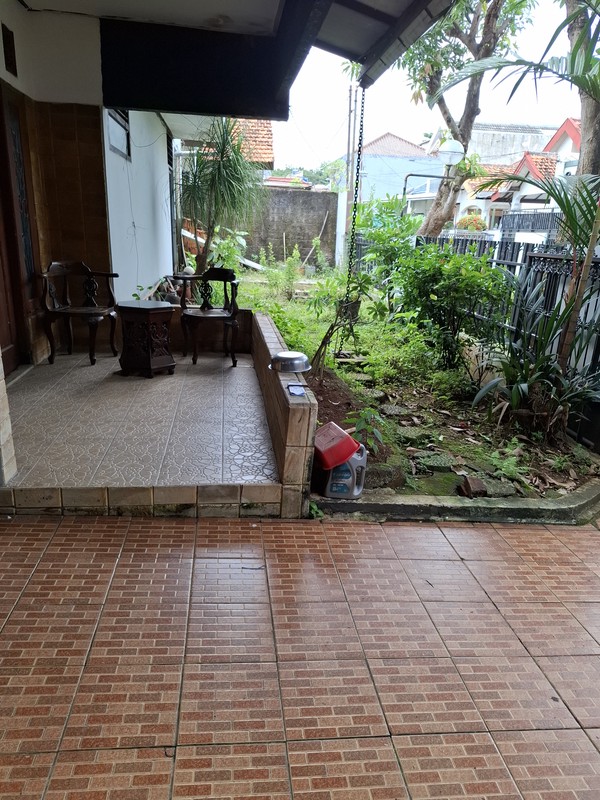 Dijual Rumah Strategis di Pondok Gede - Jl Raya Housing Blok M No 5, Lokasi Nyaman & Akses Mudah ke Jakarta