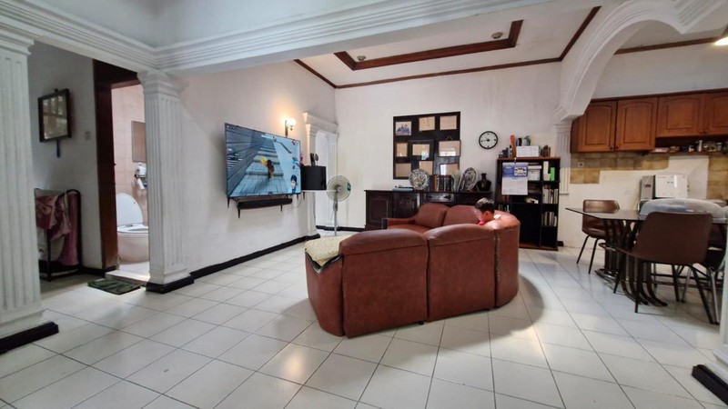 Dijual Rumah Lokasi Strategis Di Jl. Seroja, Cipete, Jakarta Selatan