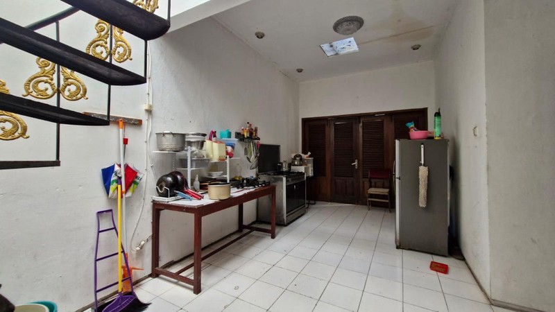 Dijual Rumah Lokasi Strategis Di Jl. Seroja, Cipete, Jakarta Selatan