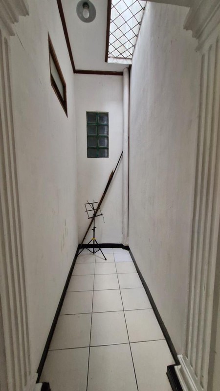 Dijual Rumah Lokasi Strategis Di Jl. Seroja, Cipete, Jakarta Selatan