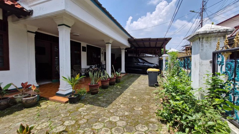 Dijual Rumah Lokasi Strategis Di Jl. Seroja, Cipete, Jakarta Selatan