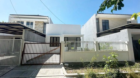 Rumah Setengah Jadi di Tenggilis Mejoyo Selatan Surabaya Timur, Hitung Sebagai Tanah, Harga Bagusss... Muraaahhh !!!