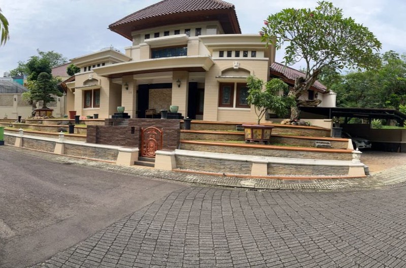 Rumah Bagus Di Jl S Cimandiri BSD Tangerang Selatan