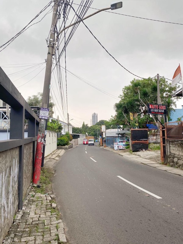 Rumah Bagus Di Jl Cempaka Pesanggrahan Jakarta Selatan