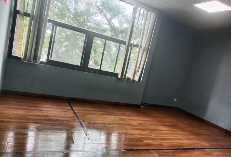 Ruko Siap Pakai Di Ruko Emerald Boulevard Jombang Tangerang Selatan