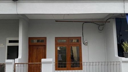 Rumah Bagus Di Jl Zakaria, Tanah Baru Beji Depok