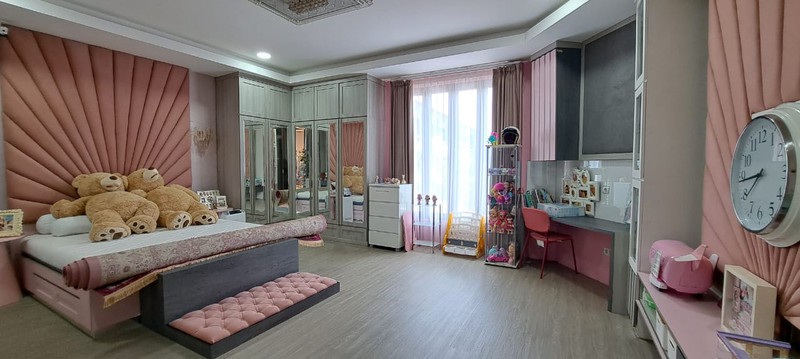 Rumah Bagus Di Taman Mercurius, Villa Cinere Mas Depok Jawa Barat