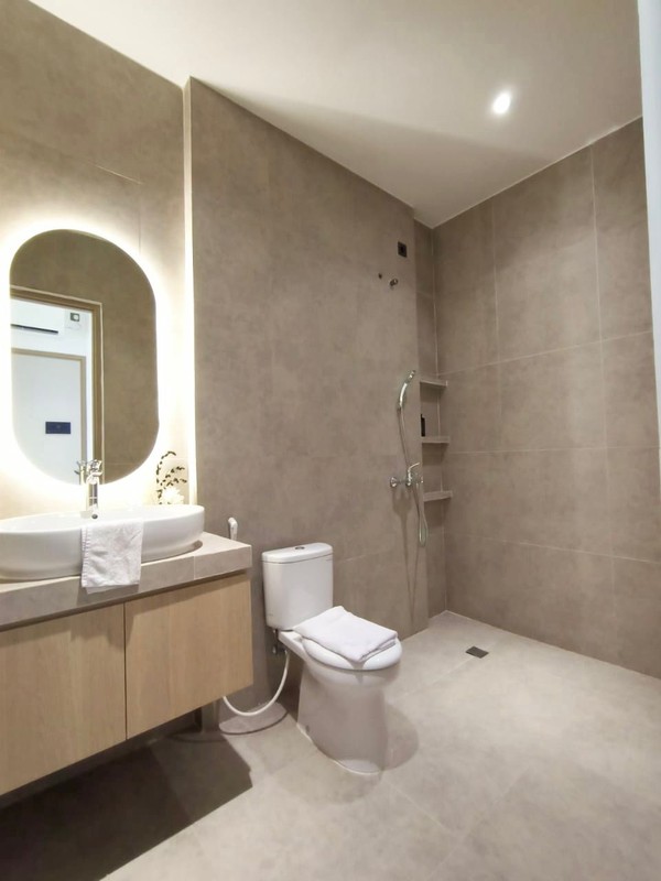 Brand New House Lokasi Strategis Area Jagakarsa 