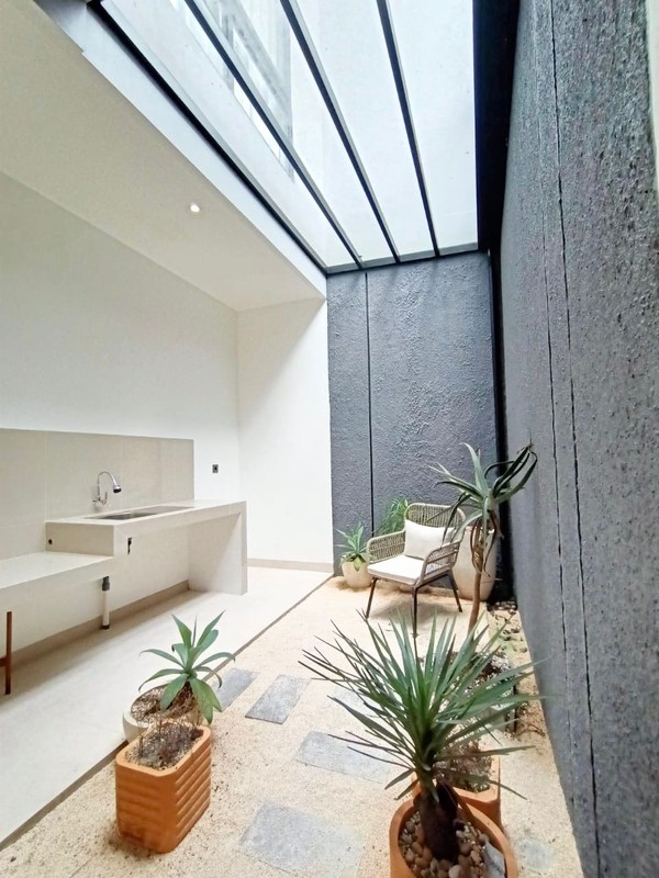 Brand New House Lokasi Strategis Area Jagakarsa 