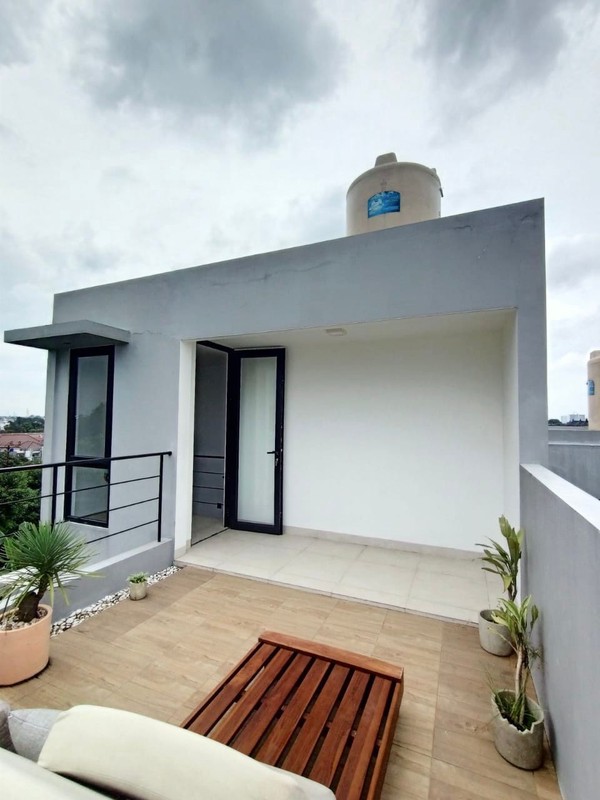 Brand New House Lokasi Strategis Area Jagakarsa 