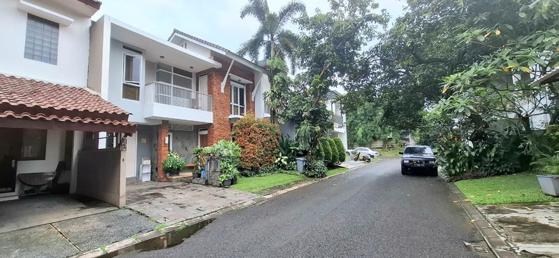 Rumah Bagus Di Permata Calista Bintaro Jaya Sektor 9