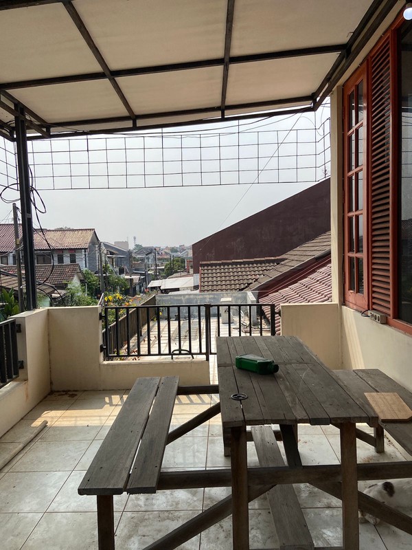 Rumah Bagus Di Karya Indah Village, Jurang Mangu Timur Pondok Aren