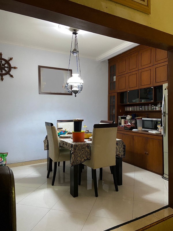 Rumah Bagus Di Karya Indah Village, Jurang Mangu Timur Pondok Aren