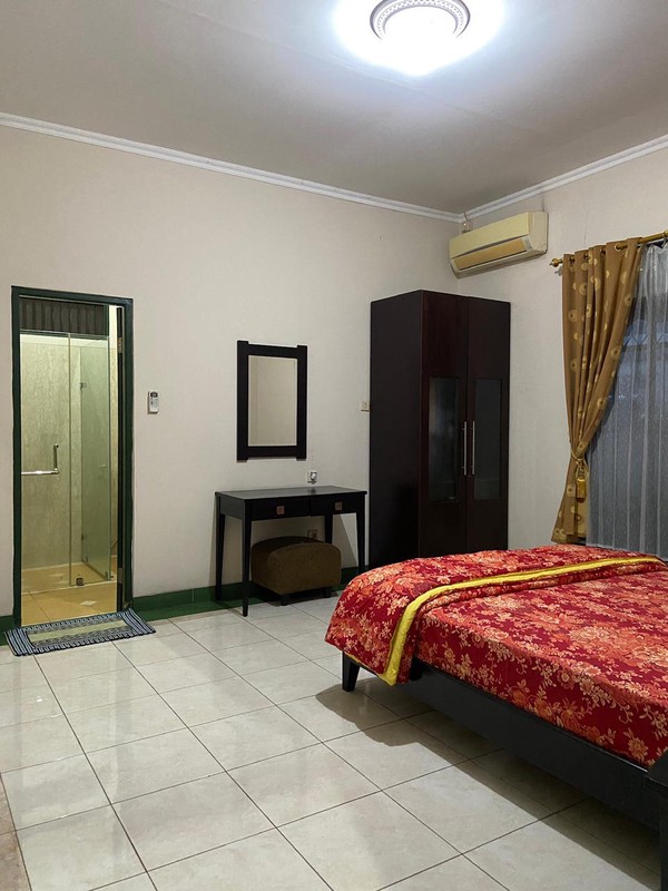 Rumah Bagus Di Karya Indah Village, Jurang Mangu Timur Pondok Aren