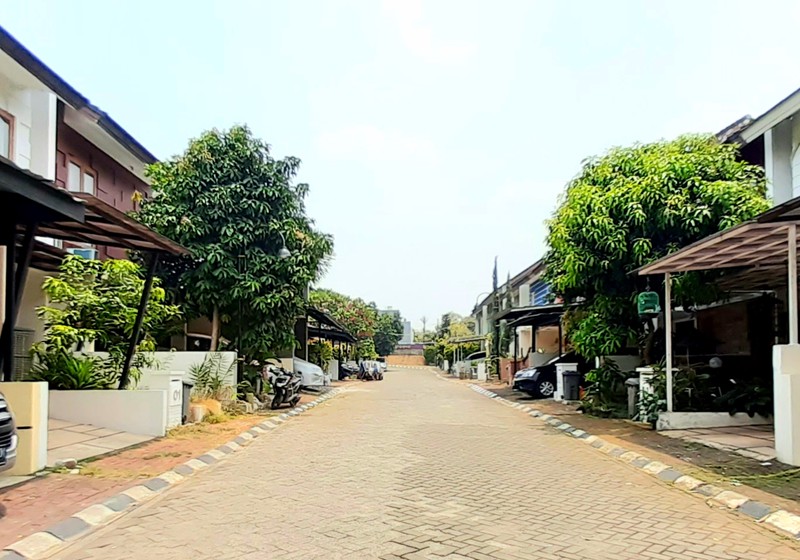 Rumah Minimalis  Dekat Bintaro dan Stasiun Kereta Api Full Furnished