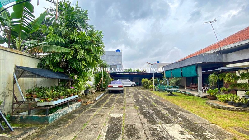 Tanah dan Bangunan Luas Strategis di Pancoran Jakarta Selatan - Dekat Gatot Subroto & Kuningan