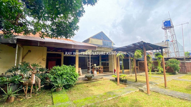 Tanah dan Bangunan Luas Strategis di Pancoran Jakarta Selatan - Dekat Gatot Subroto & Kuningan