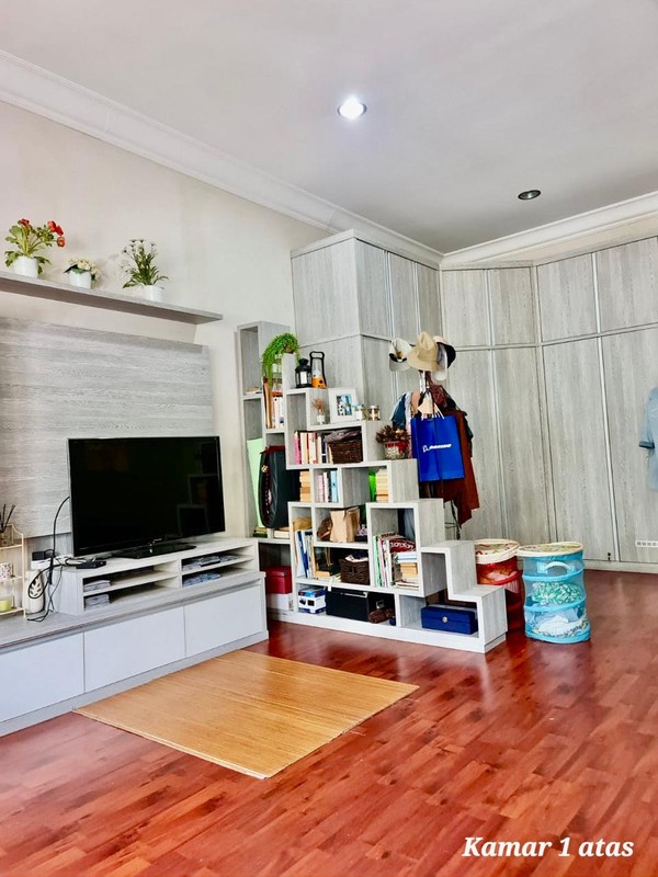 Rumah Bagus Di Menteng Bintaro Jaya Sektor 7 Tangerang Selatan