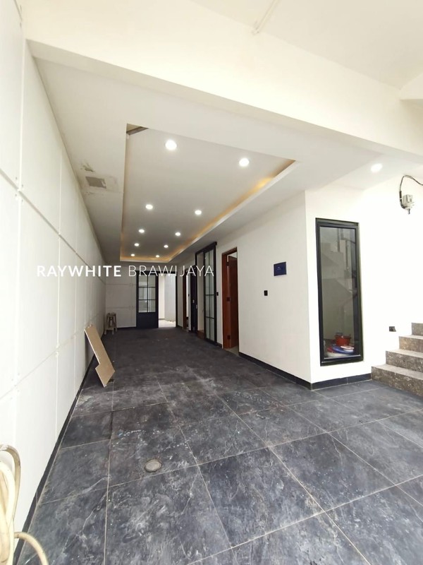 Rumah Modern Minimalis Area Jagakarsa