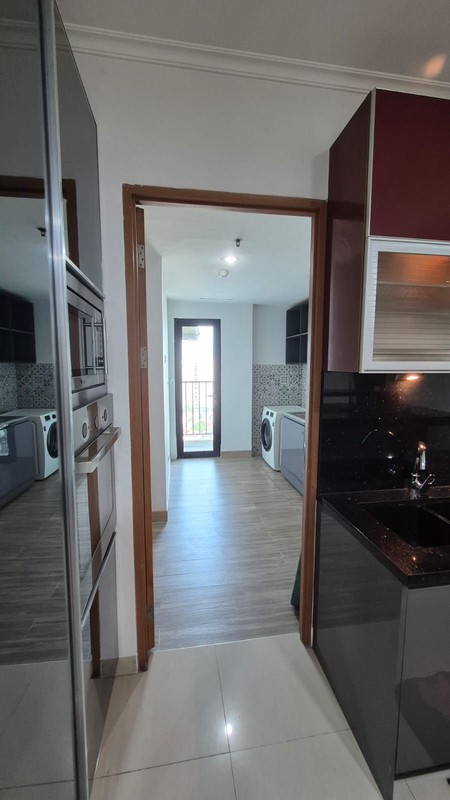 Apartemen Luas (2in1) Full Furnished dan Terawat di Hampton Park Terogong