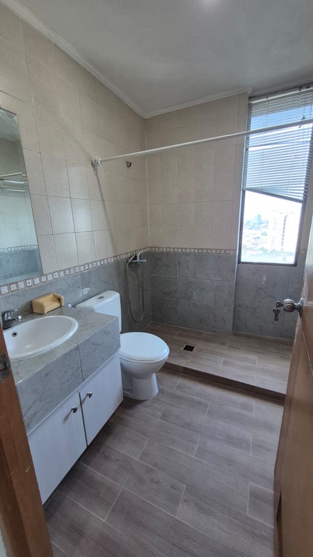 Apartemen Luas (2in1) Full Furnished dan Terawat di Hampton Park Terogong