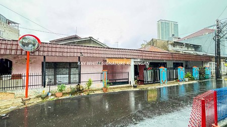 Rumah 2 Kavling Strategis di Jl Anggrek IV - Cocok untuk Hunian atau Kost-Kostan