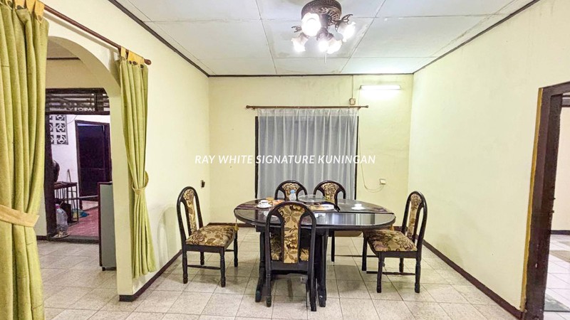 Rumah 2 Kavling Strategis di Jl Anggrek IV - Cocok untuk Hunian atau Kost-Kostan