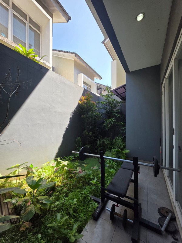 Rumah Bagus Siap Huni Di Kebayoran Residence Bintaro Jaya