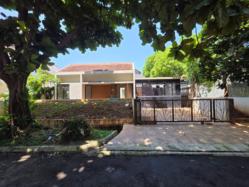Rumah Bagus Siap Huni dan Asri di Puri Bintaro, Bintaro Jaya, Sektor 9
