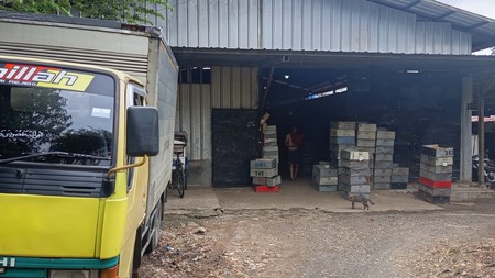 Tanah Komersial 1.400 m² dengan Gudang - Lokasi Strategis di Jakarta Timur