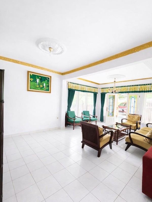 Villa Minimalis di Kota Bunga Puncak, Cipanas