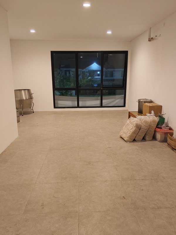 Ruko Tanamera Lippo Cikarang hanya lantai 2 untuk kantor atau bisnis retail 