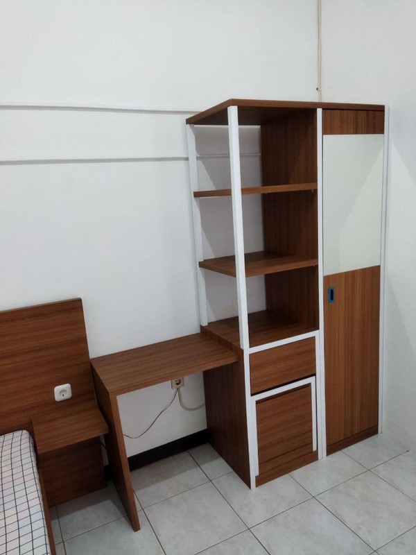 Ruko 4 Lantai Lokasi Strategis Dekat Alun-Alun Kota Bandung dengan 5 Kamar Kost 