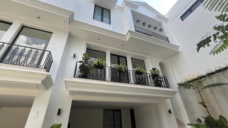 Dijual Brand New Cluster Residance di Radio Dalam - Kebayoran Baru, Jakarta Selatan Lokasi Strategis - Dekat MRT 