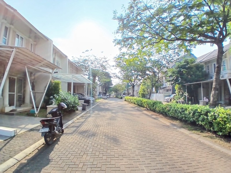 siap huni harga terbaik rumah di vanya park assana house bsd city tangerang banten