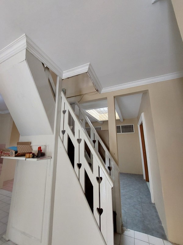 Rumah cantik bagus siap huni di Bintaro 