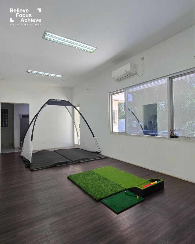 Rumah Hook 2 Lantai di Kebayoran Baru - Luas, Prestisius, dan Penuh Potensi