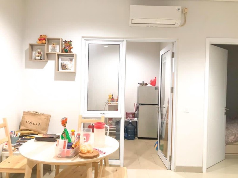 Rumah Bagus 2 Lantai Full Furnished Dekat Tol Nusa Loka BSD. City