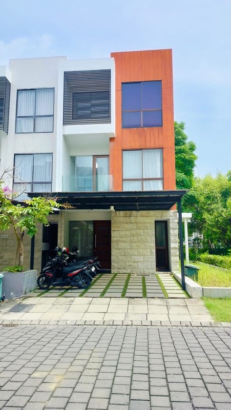 Rumah Dijual Graha Natura Sambikerep Surabaya Barat 